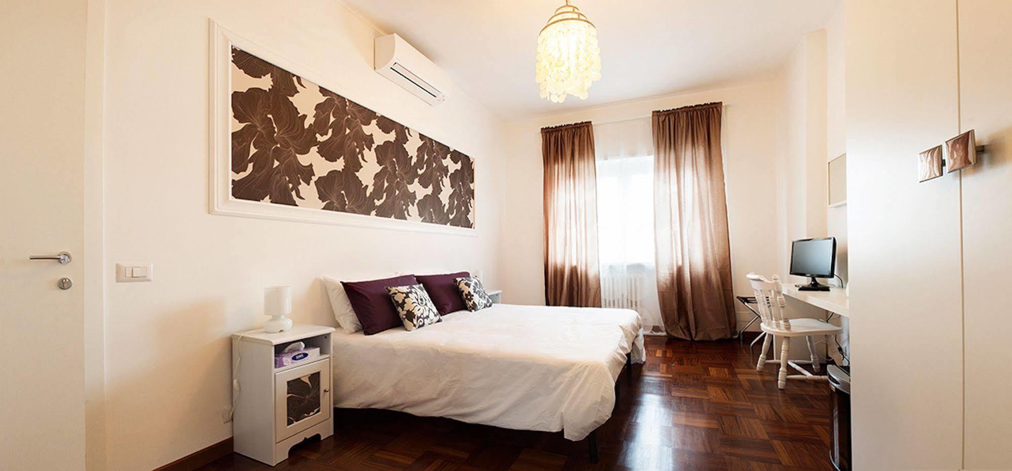 Rome&Suites Екстериор снимка