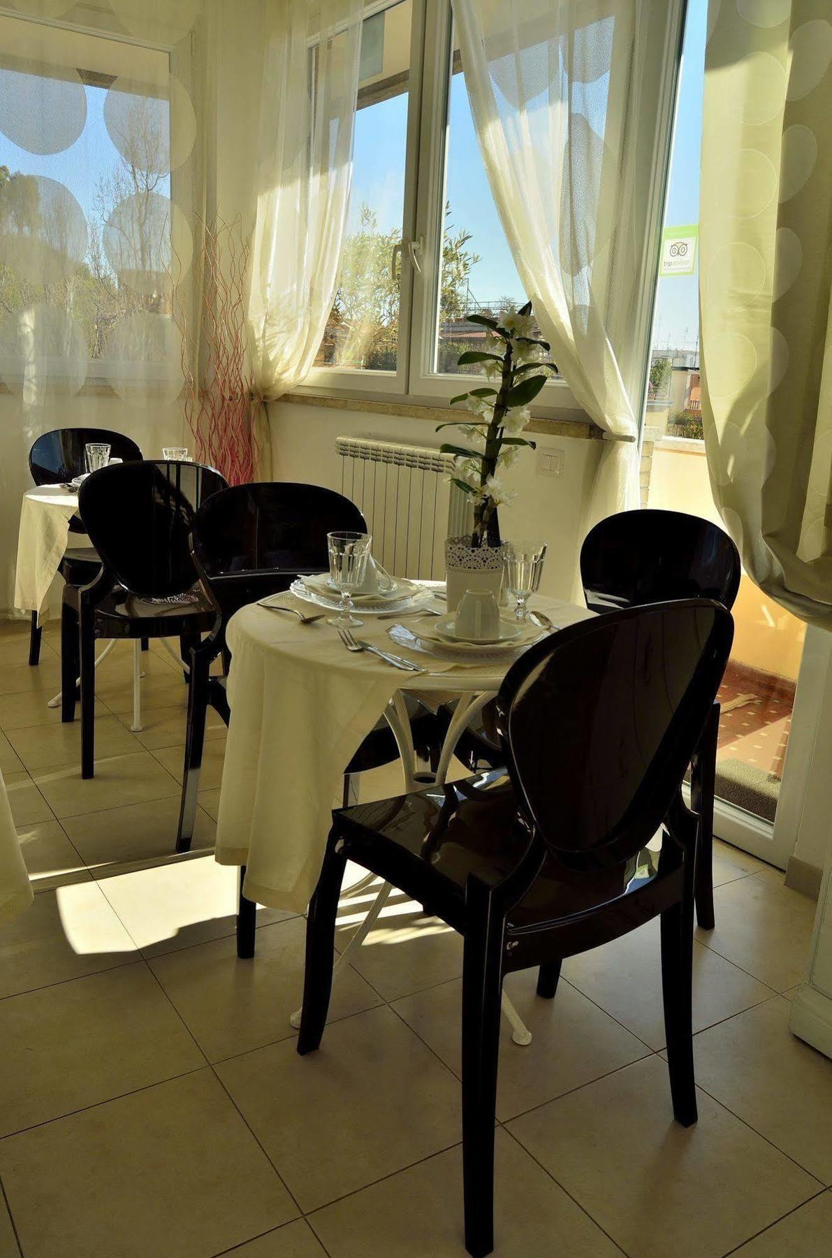 Rome&Suites Екстериор снимка