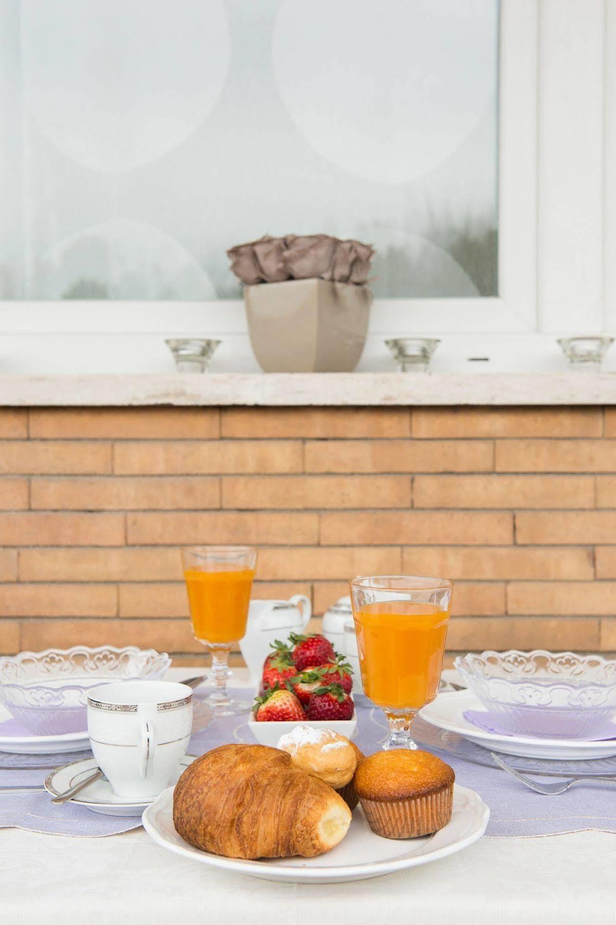 Rome&Suites Екстериор снимка